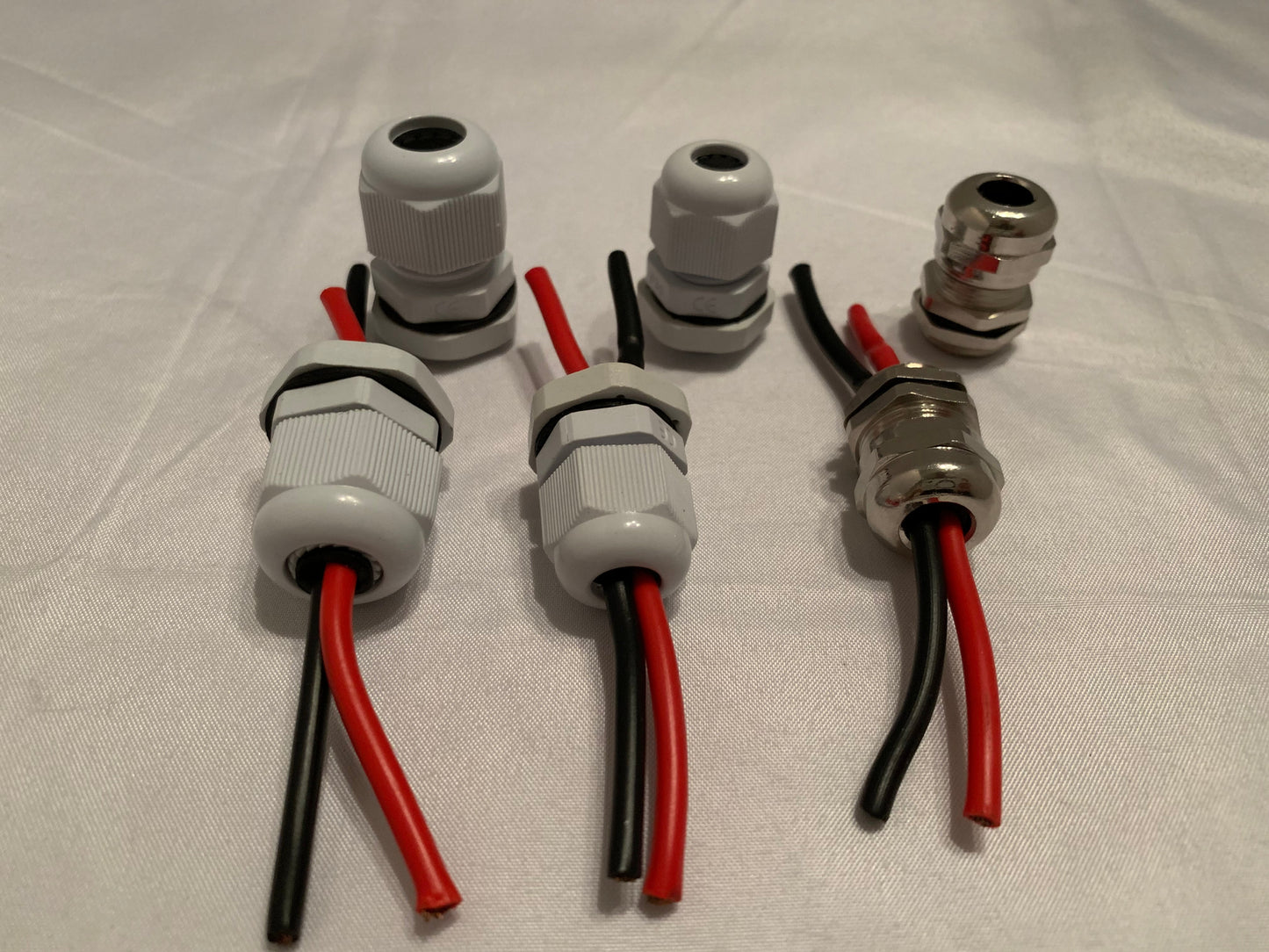 Bulkhead Liquid Resistant Wire Fittings